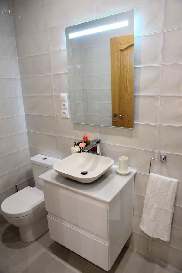 Cozy Apartment City Center Málaga Exteriör bild