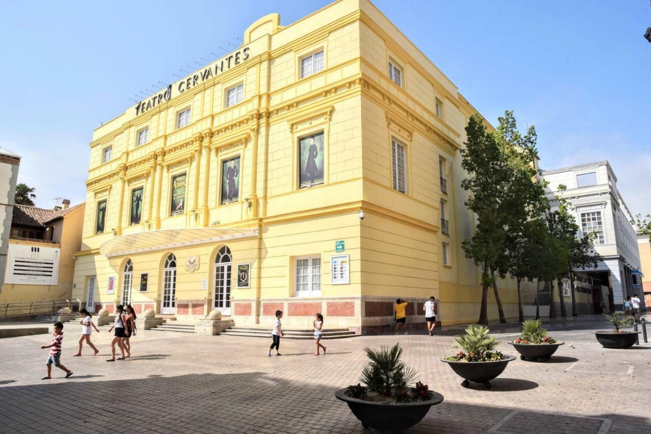 Cozy Apartment City Center Málaga Exteriör bild